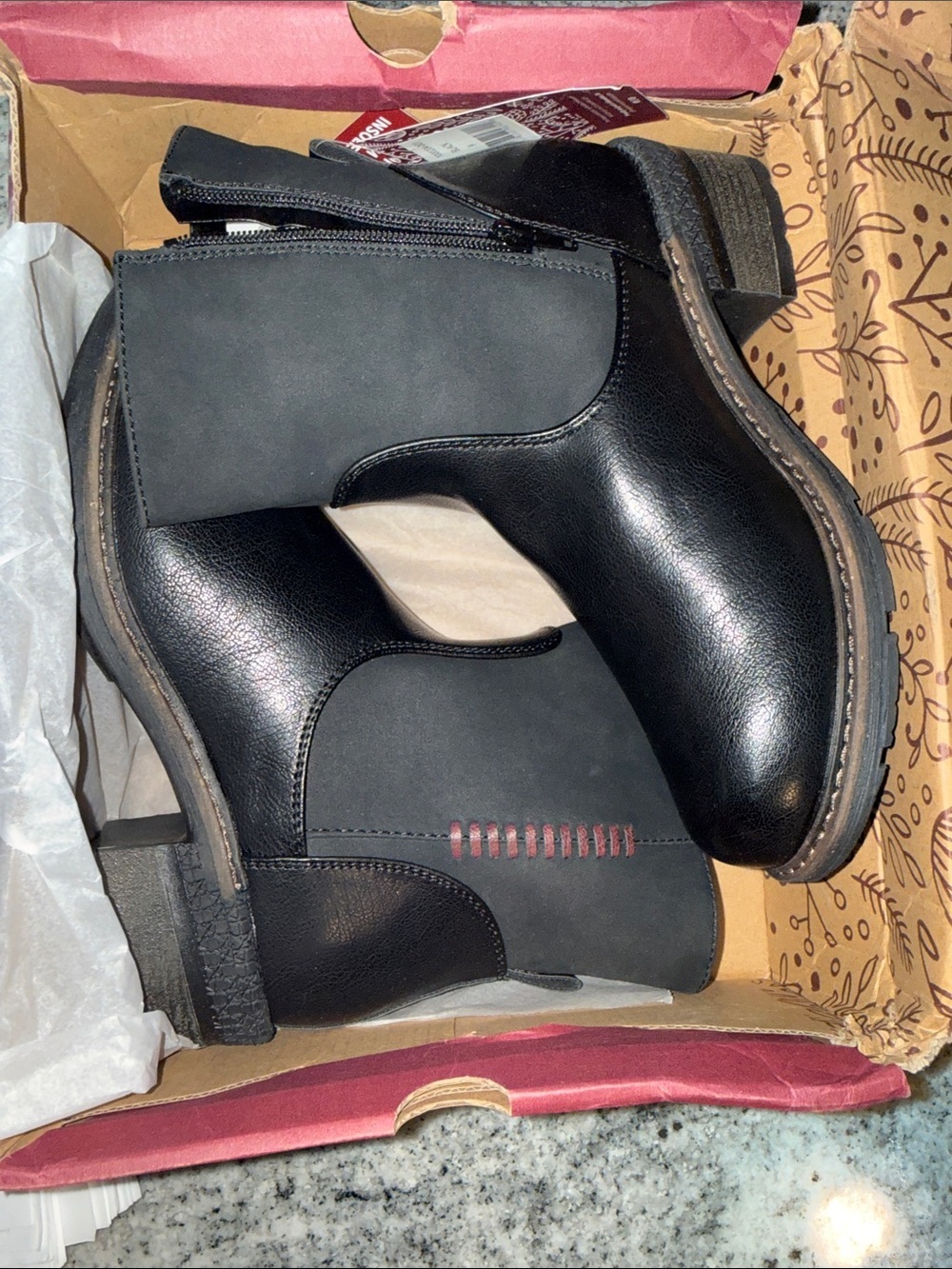 Muk Luks Black Slip-On Chelsea Boots